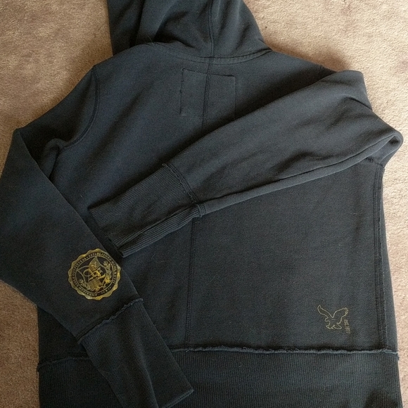 Sweatshirt - Picture 4 of 4